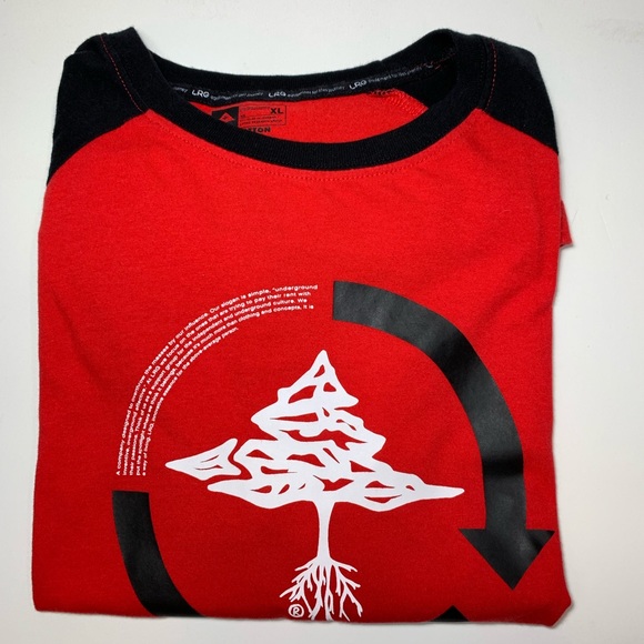 Tee - Picture 3 of 5